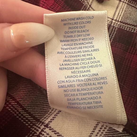 Wild Blue x Sadie Robertson red & cream plaid flannel cardigan size M - Picture 8 of 9